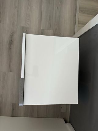 Dos Mesita de noche blanca y gris