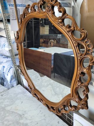 MUEBLES DE DORMITORIO CLÁSICOS