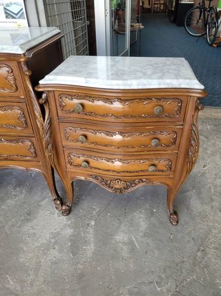 MUEBLES DE DORMITORIO CLÁSICOS
