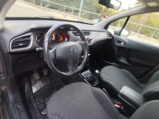 Citroen C3 1.2 gasolina ETIQUETA C muy cuidado!!