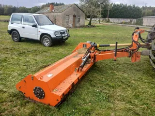 Desbrozadora martillos vertical 2,20