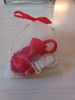 Lote para bebé reborn: chupetero, diadema,pulsera