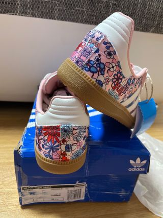 Zapatillas Adidas Samba Liberty Florales Rosas