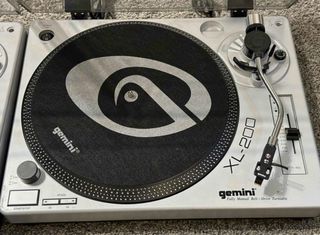 Tocadiscos Gemini XL-200 Plata