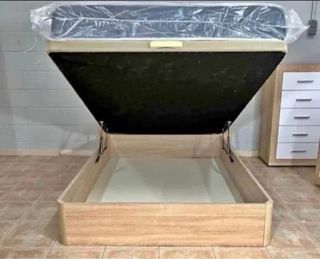 Canapé a ribalta in legno con 4 angoli arrotondati in legno massello da 3 cm