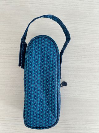 Porta biberón azul estampado