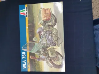 Maqueta Italeri WLA 750 1:9