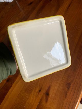 Barattolo in ceramica decorato a tema limoni