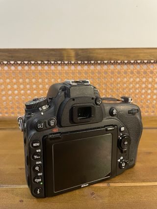 Cámara Nikon D750 Negra + accesorios