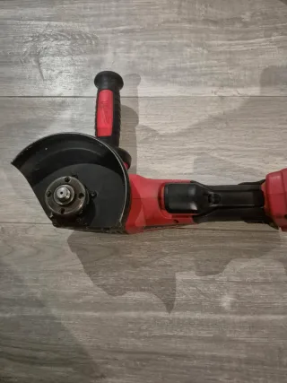 Radial Milwaukee M18 FUEL 8Ah