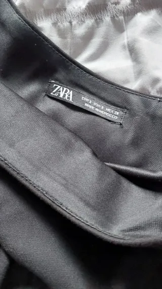 Mono falda pantalón volante negro