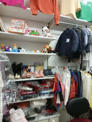 Ropa segunda mano en buen estado de niños y adulto