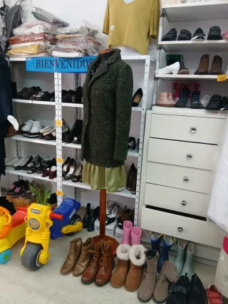 Ropa segunda mano en buen estado de niños y adulto