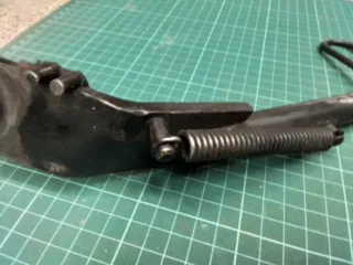 Caballete lateral moto