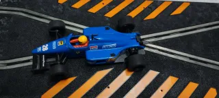 Scalextric Ferrari F1/87 Azul