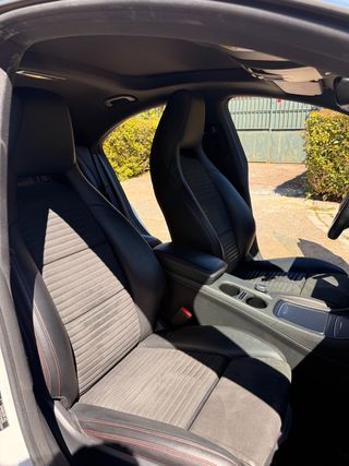 Mercedes-Benz CLA 2019