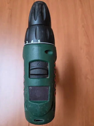 Taladro atornillador Bosch PSR 12 VE-2 + linterna