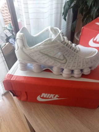 Dos Zapatillas Nike unas 41 y otras 38.5
