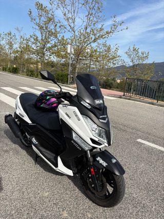 Wottan Storm 2019 • 12.000 km • Como nueva