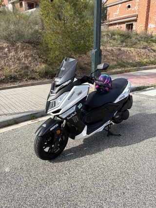 Wottan Storm 2019 • 12.000 km • Como nueva