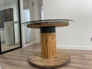 Mesa redonda original cristal y madera