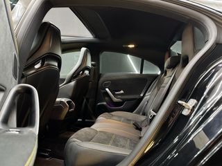 Mercedes-Benz Clase CLA 2024
