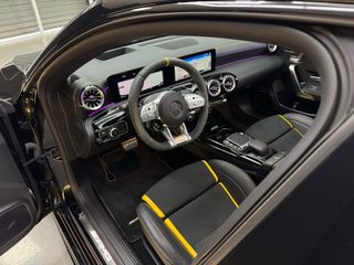 Mercedes-Benz Clase CLA 2024