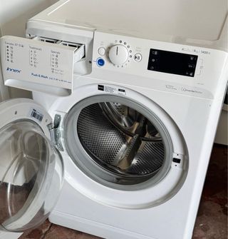Lavadora Indesit 9kg 1400rpm