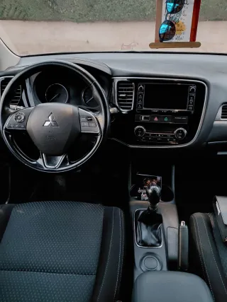 Mitsubishi Outlander 2016