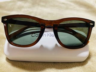 Gafas de sol Calvin Klein marrones