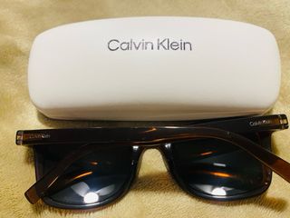 Gafas de sol Calvin Klein marrones