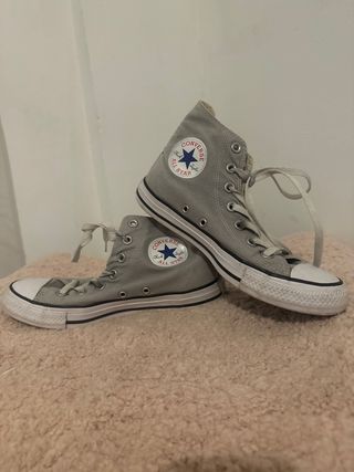 Converse grises altas