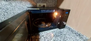 Microondas negro