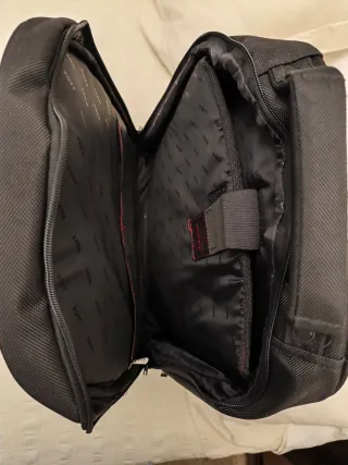 Mochila ordenador Universidad de Sevilla Negra