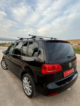 Volkswagen Touran 2014