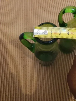 Juego de 2 botellas antiguas de cristal