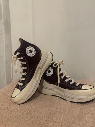 Converse plataforma morado y blanco