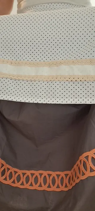 Falda 92cm y delantal regional,  aldeana, serrana