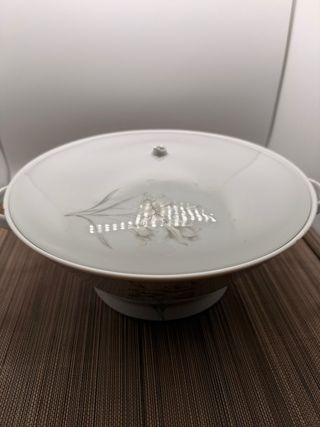 Sopera de Porcelana Vintage - Motivo Floral Gris