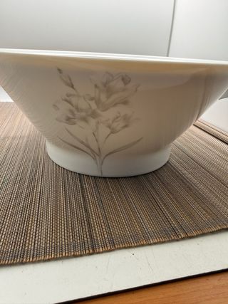 Sopera de Porcelana Vintage - Motivo Floral Gris