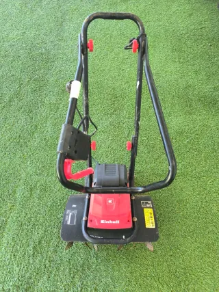 Motoazada Eléctrica Einhell. 6 Cuchillas. 20 cm.