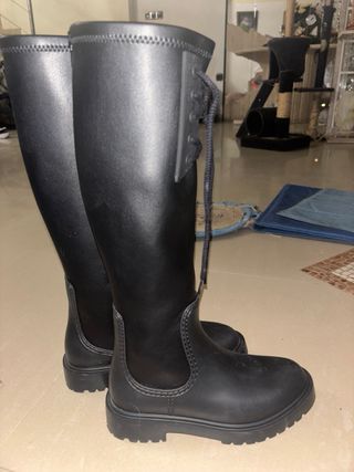 Botas altas negras talla 36
