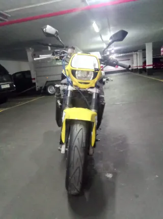 Yamaha YZF 1000. Exup