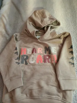 Camisola com capuz e riscas