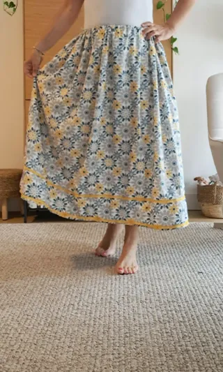 Falda 87cm, regional, aldeana,casera,huertana.