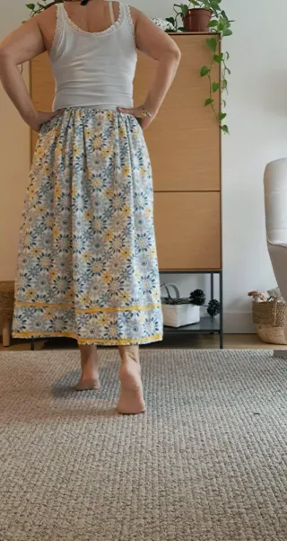 Falda 87cm, regional, aldeana,casera,huertana.