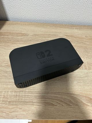 Nintendo Switch + 2 Juegos (Zelda, FIFA 26)