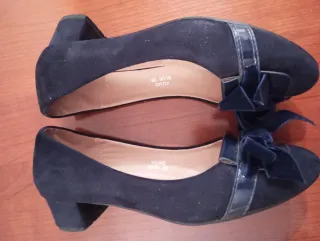 Scarpe donna blu in velluto con fiocco