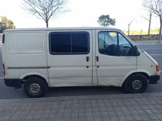Ford E-Transit 1998