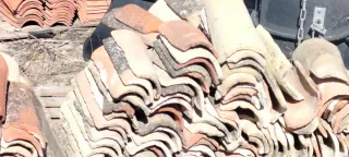 Teja árabe curva antigua